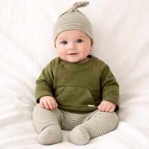 Carter’s Baby Boys 3 Piece Olive Green Hat Top Footed Pants Set 3M NWT